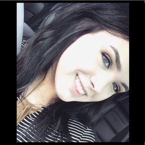 Meet your Posher, Tessa